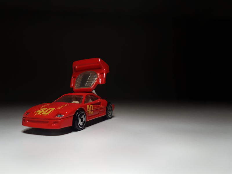 Illustration for article titled Ferrari F40 with opening parts